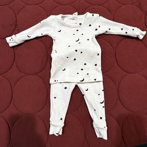 Kate Quinn matching pajama set